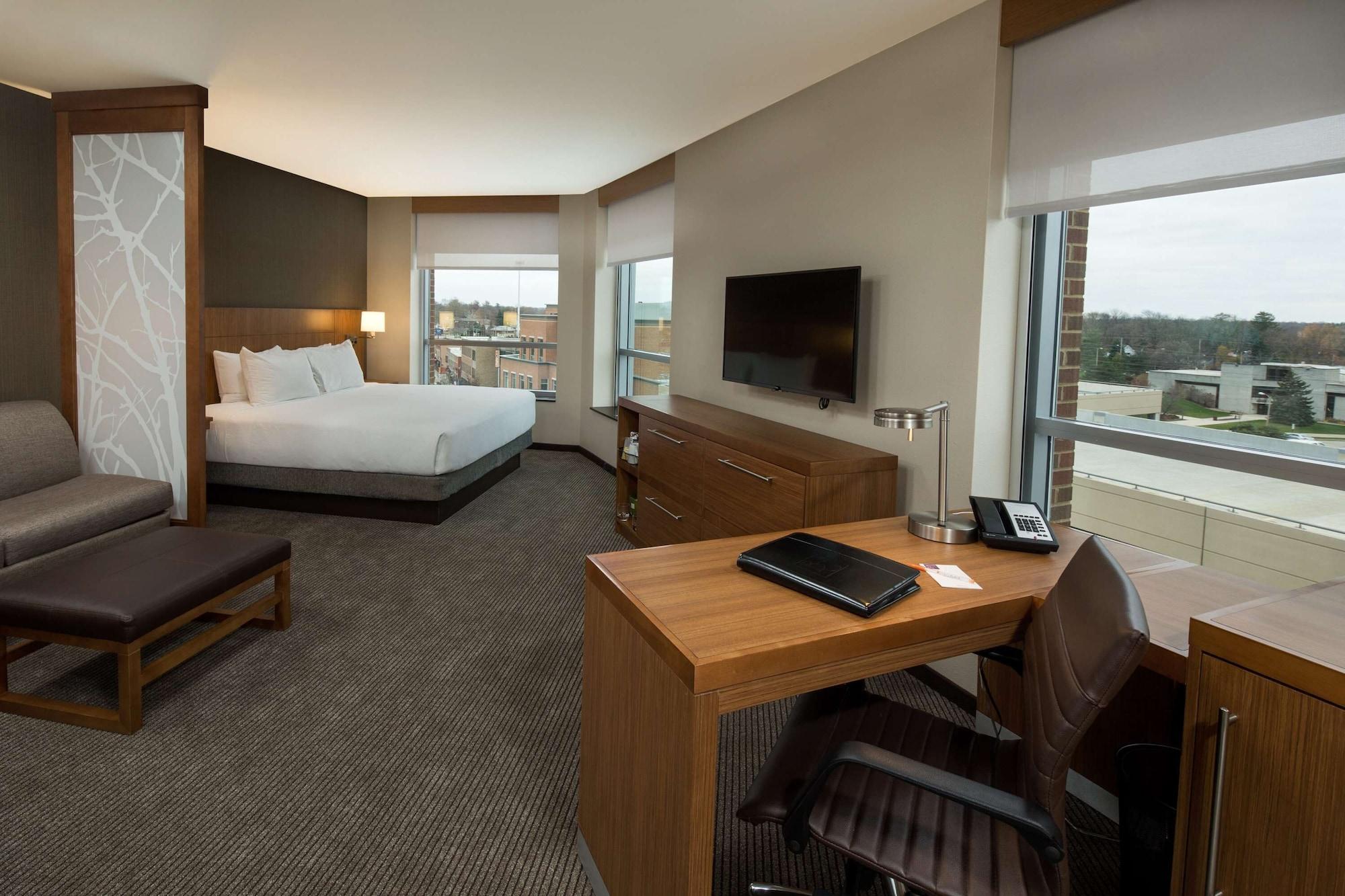 Hyatt Place Bloomington / Normal Bagian luar foto