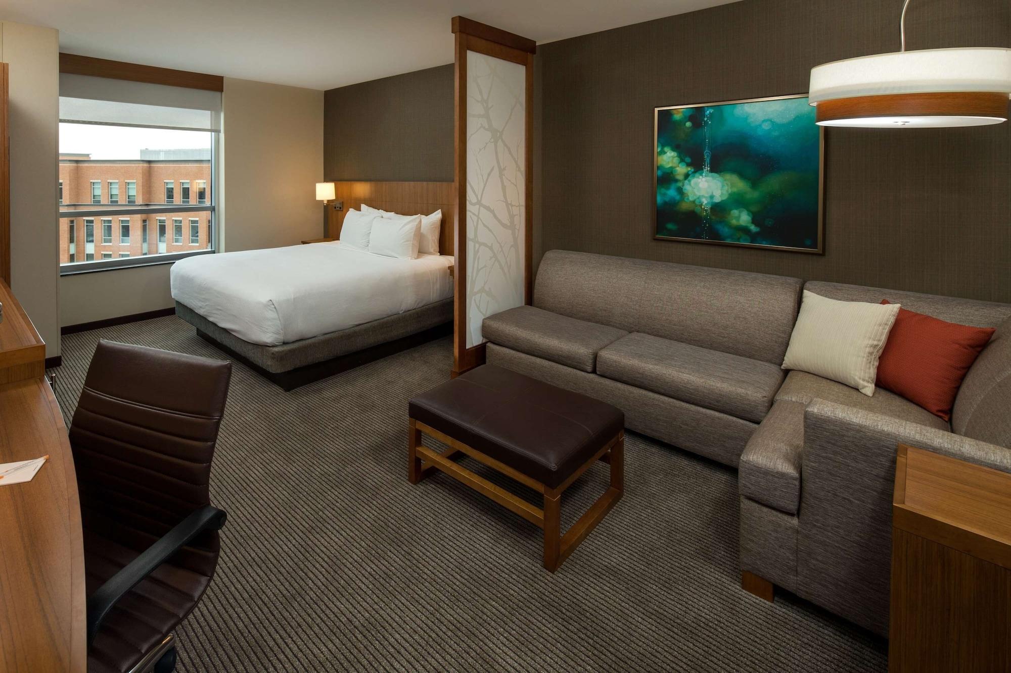 Hyatt Place Bloomington / Normal Bagian luar foto
