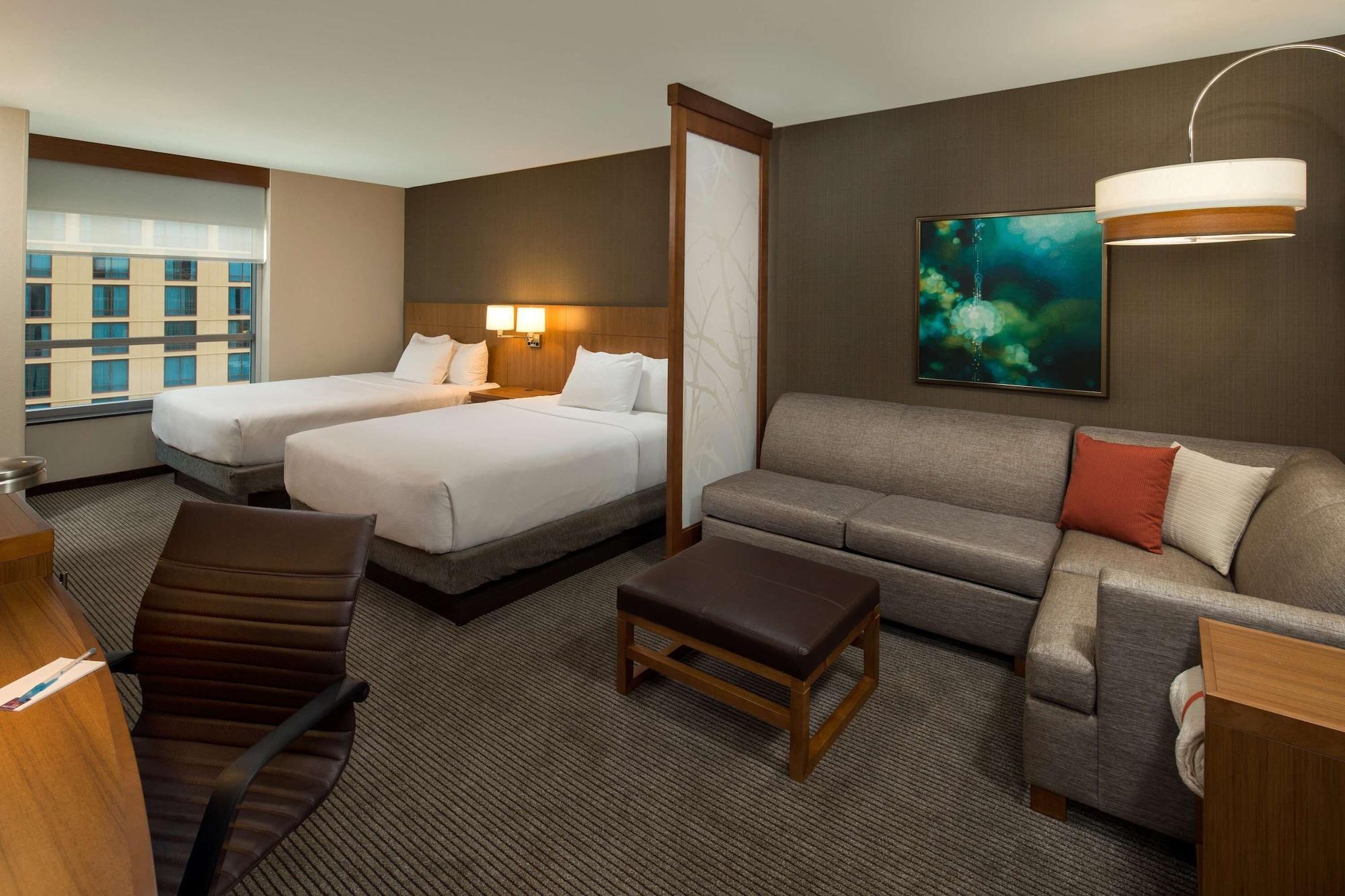 Hyatt Place Bloomington / Normal Bagian luar foto