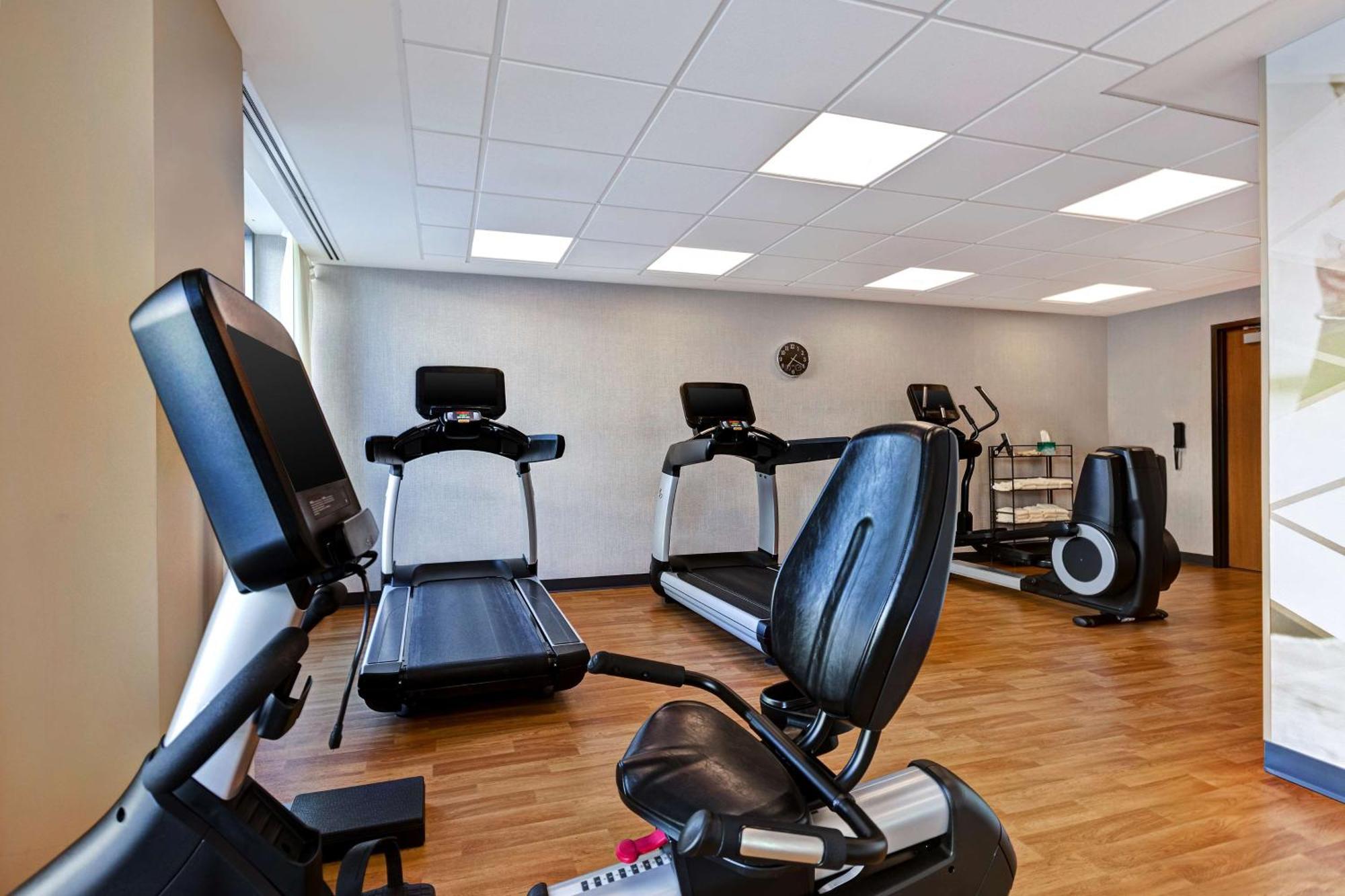 Hyatt Place Bloomington / Normal Bagian luar foto