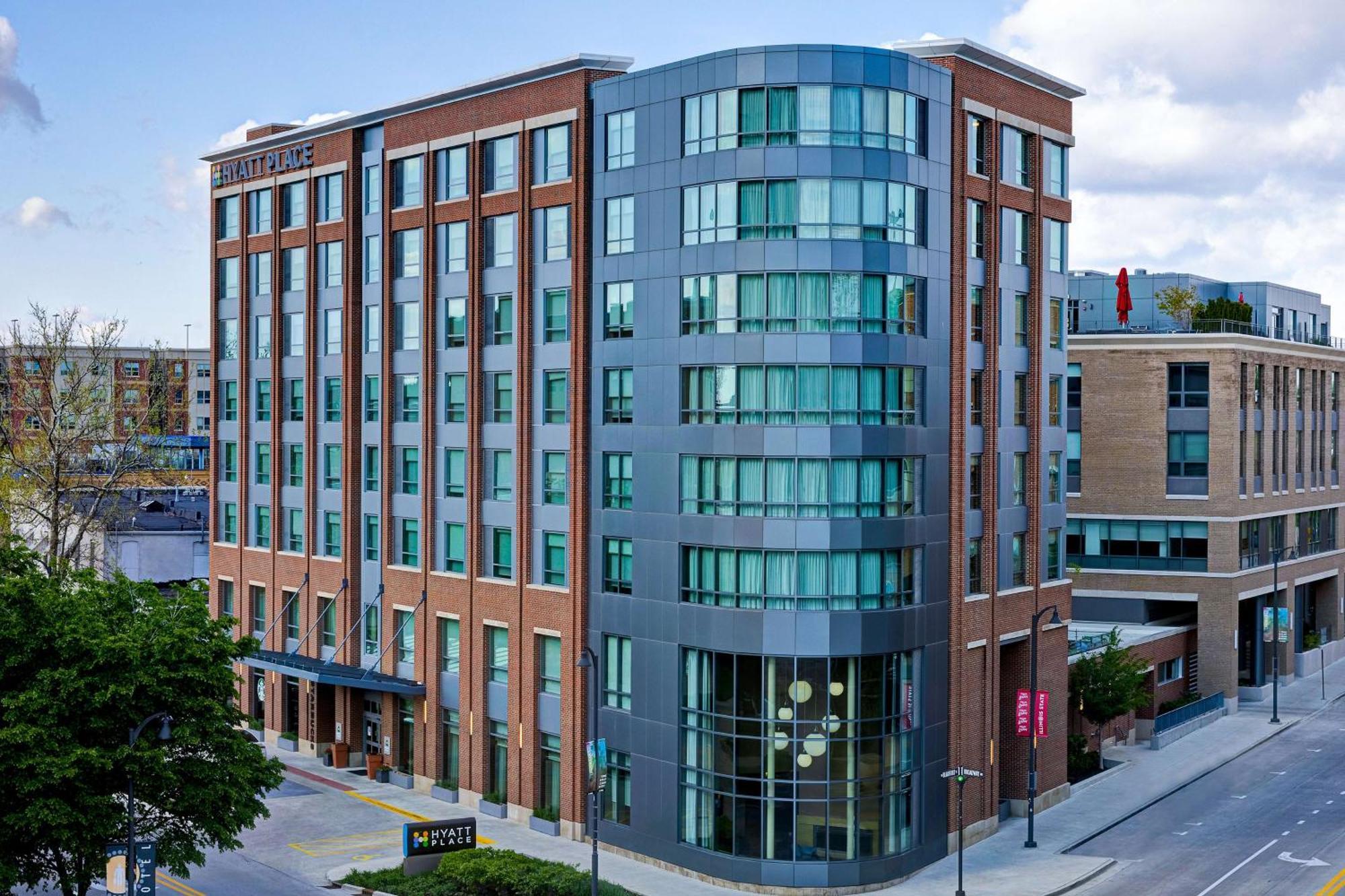 Hyatt Place Bloomington / Normal Bagian luar foto