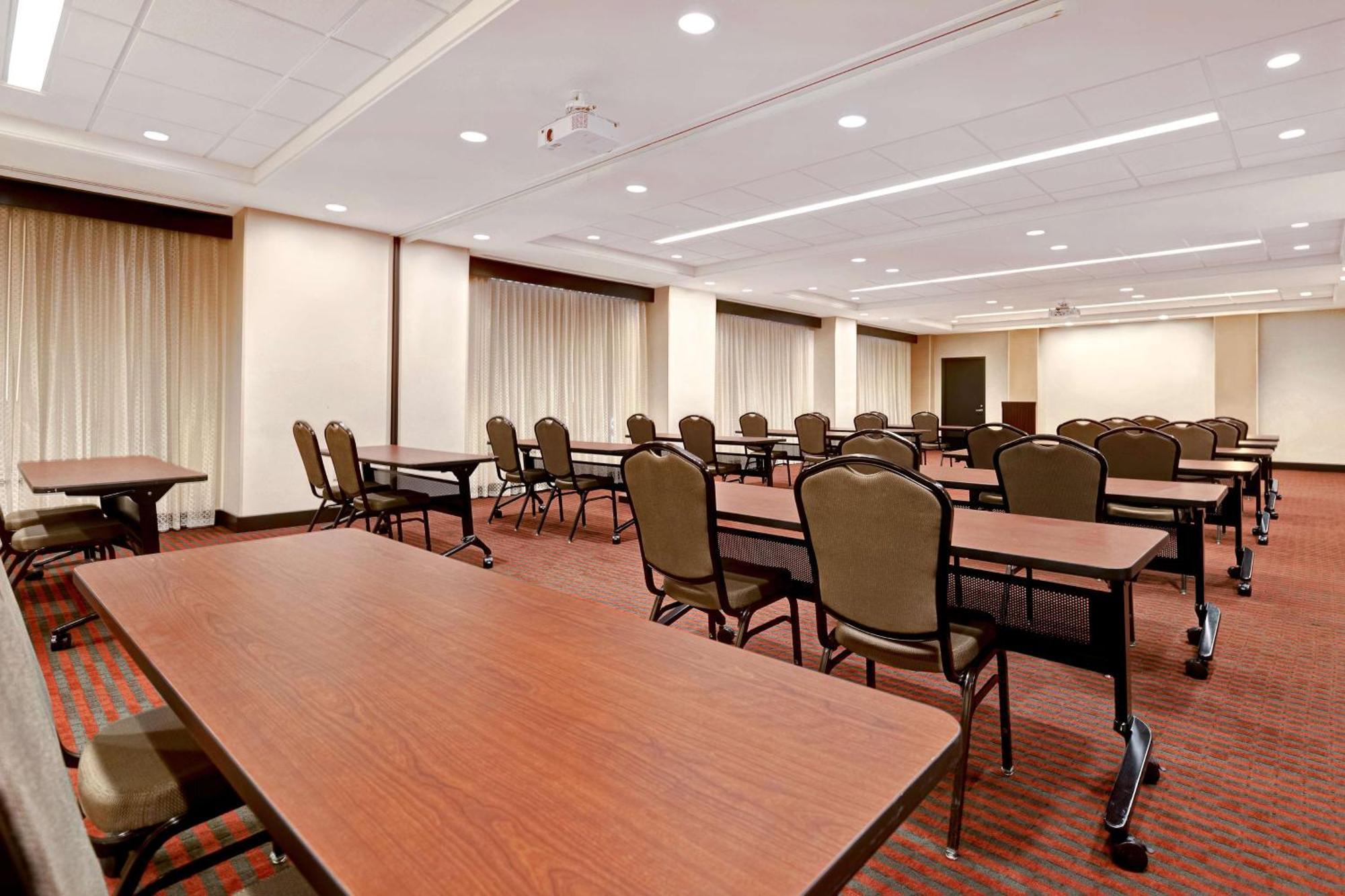 Hyatt Place Bloomington / Normal Bagian luar foto